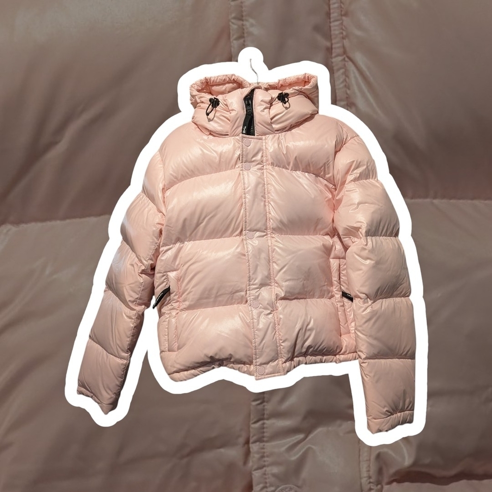 Aritzia •SuperPuff•